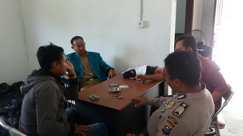 Sambangi Warga, Bripka Indra Sampaikan Pesan Kambtibmas